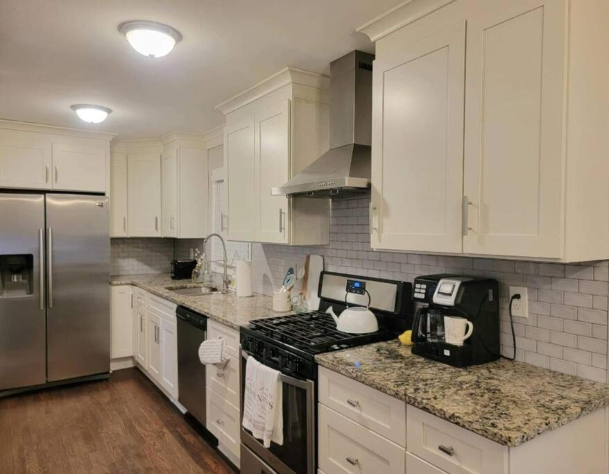 Вилла Refreshed!! Private 4Brms 2 Bath - 2 King Beds!! Смирна Экстерьер фото