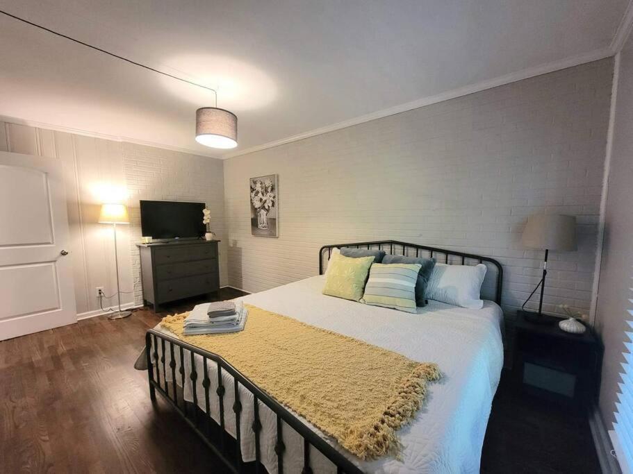 Вилла Refreshed!! Private 4Brms 2 Bath - 2 King Beds!! Смирна Экстерьер фото